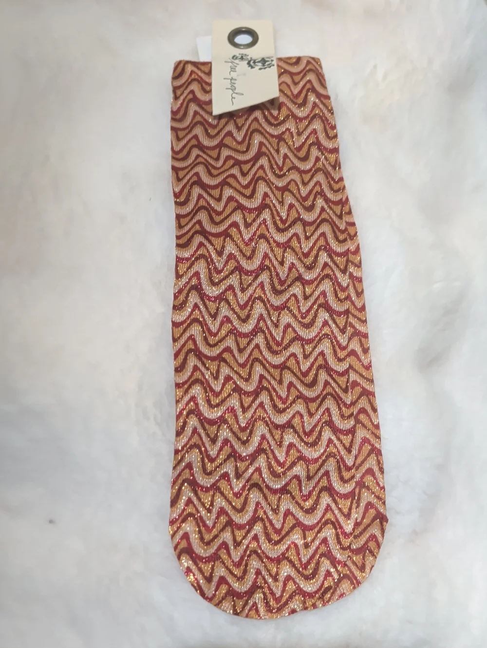 🎉 4 for $20 🎉 Free People Metallic Zigzag Ankle Socks - Maroon & Gold